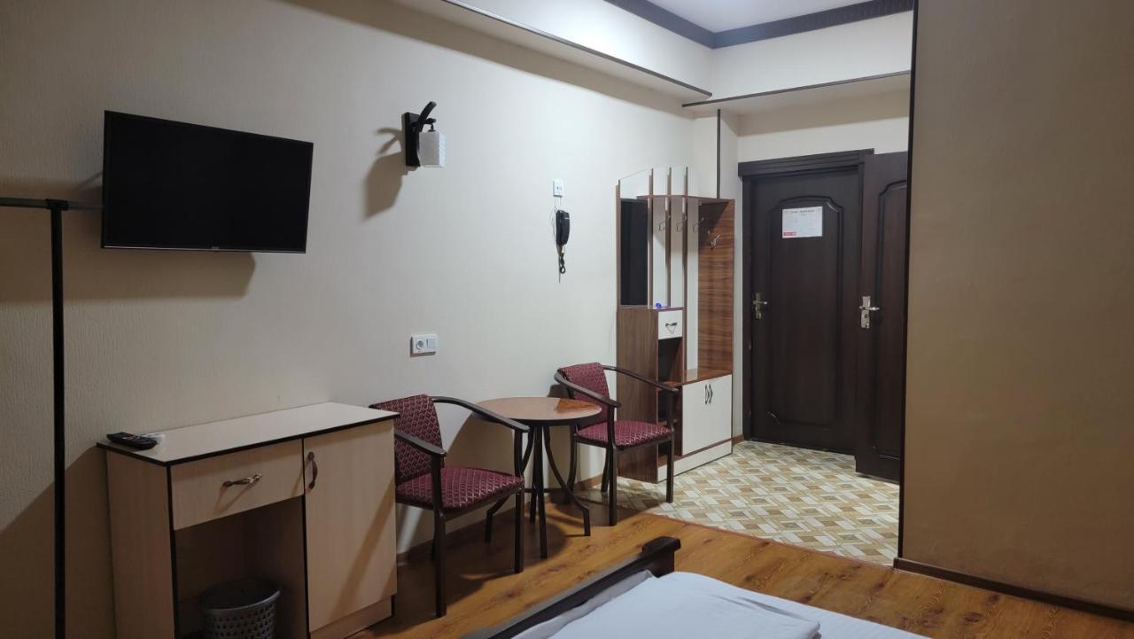 Mufarshox Hotel Bukhara Exterior photo